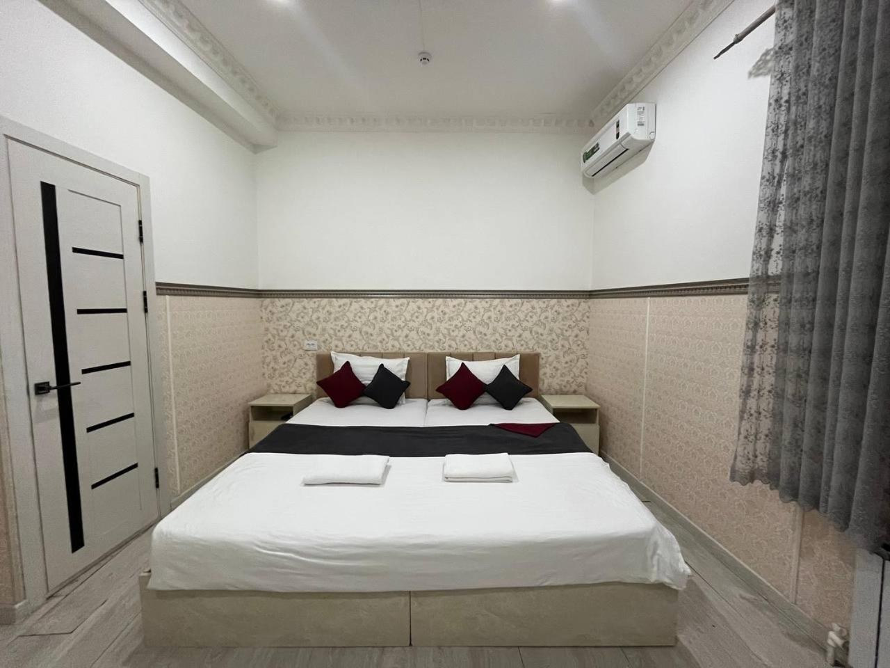 טשקנט Fenix Hotel מראה חיצוני תמונה