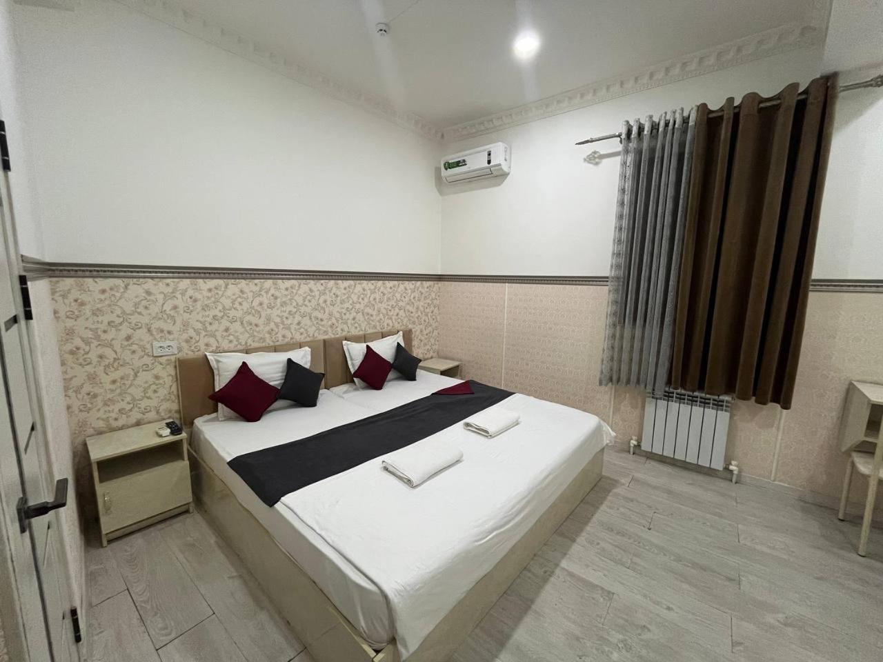 טשקנט Fenix Hotel מראה חיצוני תמונה