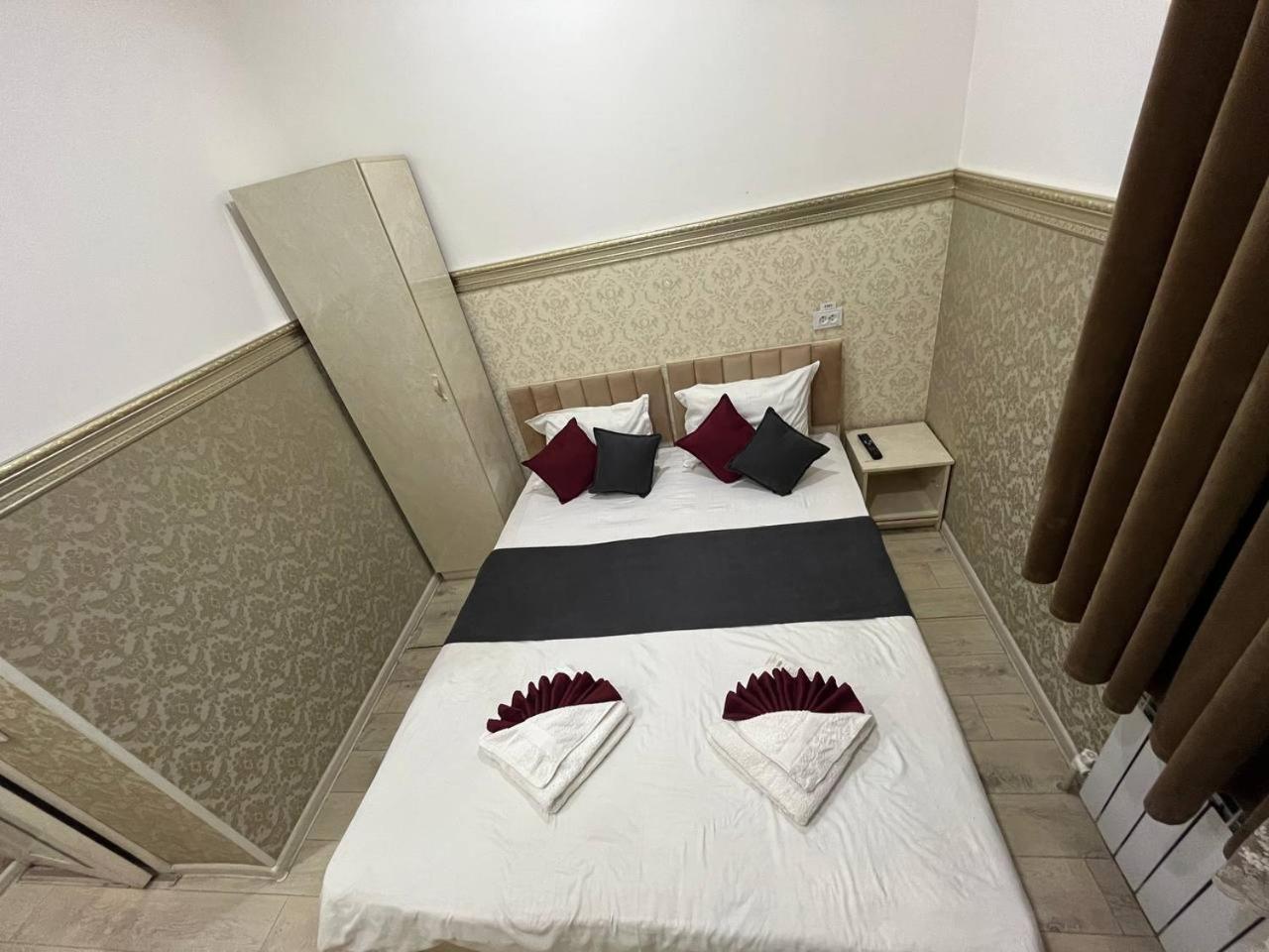 טשקנט Fenix Hotel מראה חיצוני תמונה
