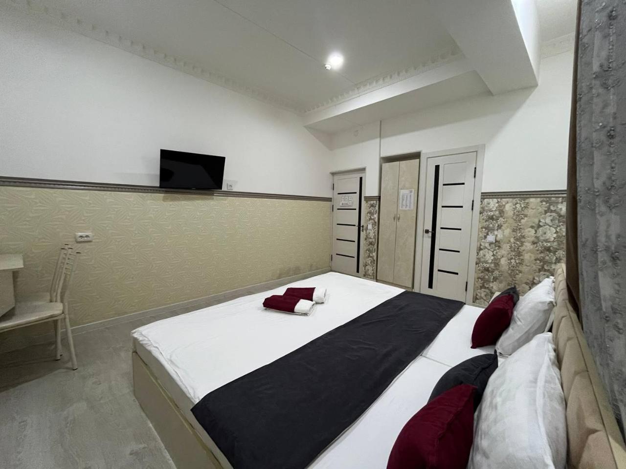 טשקנט Fenix Hotel מראה חיצוני תמונה